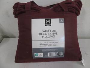 Faux fur pillow 2 pack...