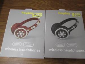 2 Wireless headphones...