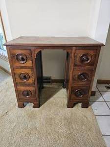 Vintage Petit Kneehole Writing Desk