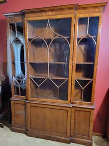 Gorgeous Mahogany Breakfront Display Cabinet