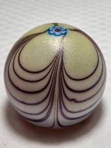 Steven Smyers Signed Iridescent Pulled Feather Art Glass Paperweight