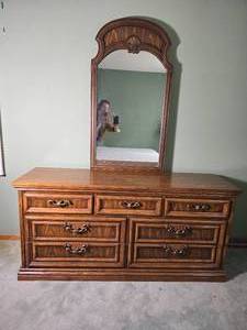 Burlington House Furniture Vintage Hardwood Vanity Dresser