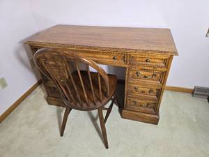 Traditional Executive Style Partner Desk with Chair