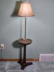 Traditional Floor Lamp with Built In Tray Table