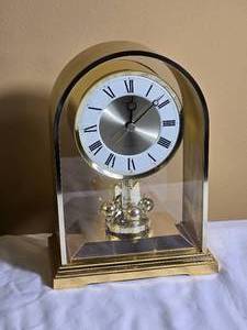Seiko Brass Tone Quartz Anniversary Clock