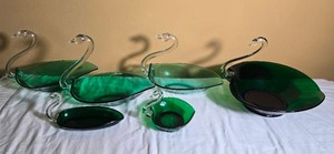 Emerald Green Hand Blown Swan Art Glass Collection