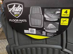 4 pc Auto Drive Floor Mats...