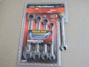 Gear Wrench 5 pc Metric Ratcheting ...