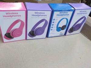 4 Wireless Headphones...