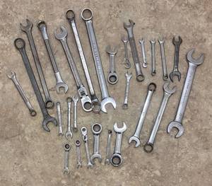 LL - Craftsman & Assorted Wrenches Collection
