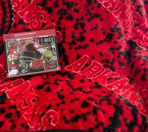 BR1 - Arkansas Razorbacks College Covers Throw Blanket with Puzzle (Lot of 2)