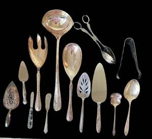 BR1 - Vintage Silverplate Serving Utensils (Lot of 11)