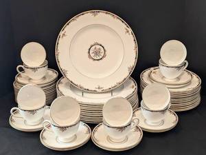 K - Vintage Wedgwood Osborne Bone China Dinnerware Service for 12