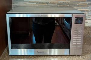 K - Panasonic Nn-gn68ks Genius Prestige Grill Microwave Oven