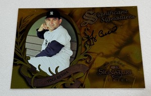 Yogi Berra On-Card Auto 1997 Donruss Significant Signatures Numbered 09912000 RARE Baseball Card