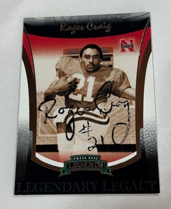 Roger Craig On-Card Football Autograph