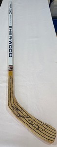 Keith Tkachuk Autographed Sherwood Vintage Hockey Stick - Possibly Team Issued (2)