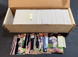 1994 Flair and 1995 Topps Stadium Club Baseball Card Box