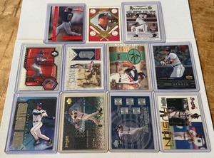 (11) Chipper Jones Insert Baseball Card Lot