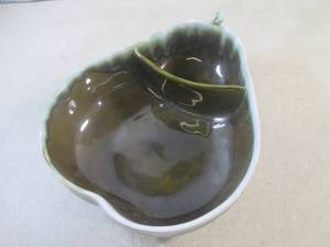 (FS) Vintage Green Drip Glaze Pear-...