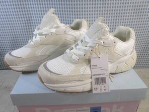 (CSB) Pair of Womens Reebok Chaos ...