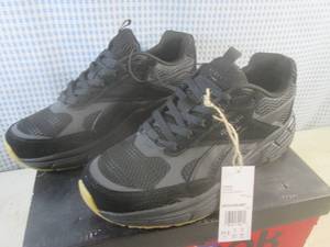 (CSB) Pair of Mens Reebok Chaos St...