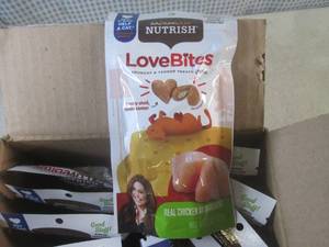 (CS) 12 Pouches of LoveBites Cat Tr...