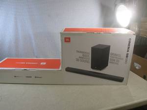 (F-2) JBL Cinema SB580 Subwoofer an...