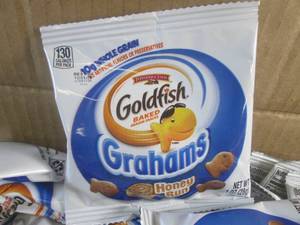 (EC2) Case of 300 Bags of Goldfish ...