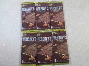 (B-1) 6 XL 16-Piece Hersheys Chocol...