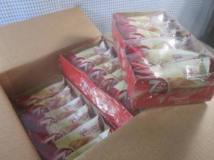 (B-4) Case of 24 7 Days Soft Croiss...