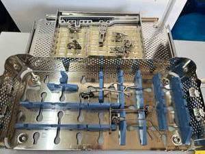 MSRP $12,000 BrainLAB VectorVision Knee Navigation Instrument Set, w Surgical Guides, Alignment Components, Precision Fixtures &amp Sterilization Case, Designed For Computer-Assisted Orthopedic Knee Procedures &amp Surgical Navigation Systems