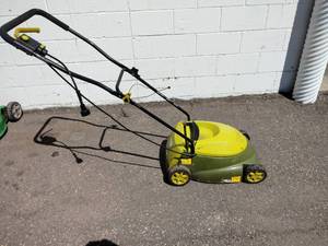 Sun Joe MJ401E electric lawn mower