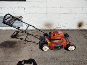 Toro Recycler lawn mower equipped with a 6.5 horsepower engine