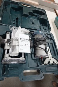 Bosch plunge router