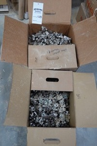 (2) boxes 1 inch overlay compact hinges