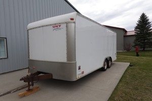 2009 United UXT 20 foot enclosed trailer