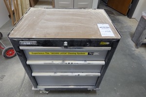 Performax 3-drawer tool chest on castor wheels