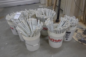 (8) buckets 18 inch & 22 inch drawer track