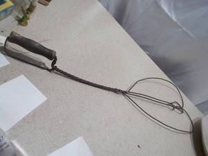 Vintage Woven Wire Rug Beater with Wood Handle