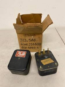 2 Hartman Including Type J 200VS Reverse Current Cutout Relays 32V 100A