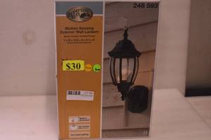 Exterior Wall Lantern
