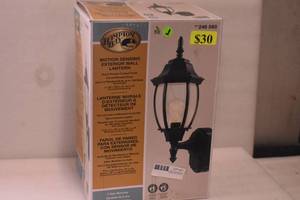 Exterior Wall Lantern