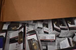 Case of 3 way switches