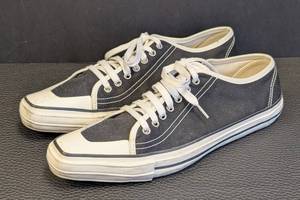 Comme Des Garcons Pointy Toe Sneakers Size 7.5