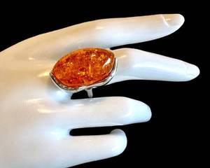 Sterling Silver Amber Ring Size 9 With Large Oval Stone