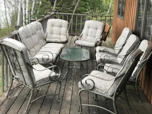 Large Patio Set - 6 Chairs - 2 Rocking Chairs - 1 Oval Table and 1 Bench