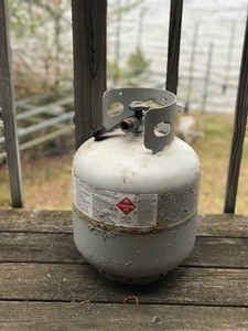 20 lb Propane Tank - Feels like its full