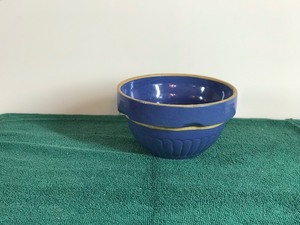 Old Antique Vintage Blue Red Wing Shoulder Bowl 7 Inch Scalloped Kitchen Mixing Baking Bowl