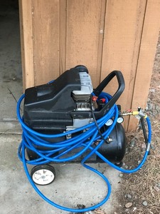 Central Pneumatic Air Compressor 2hp - 8 Gallon